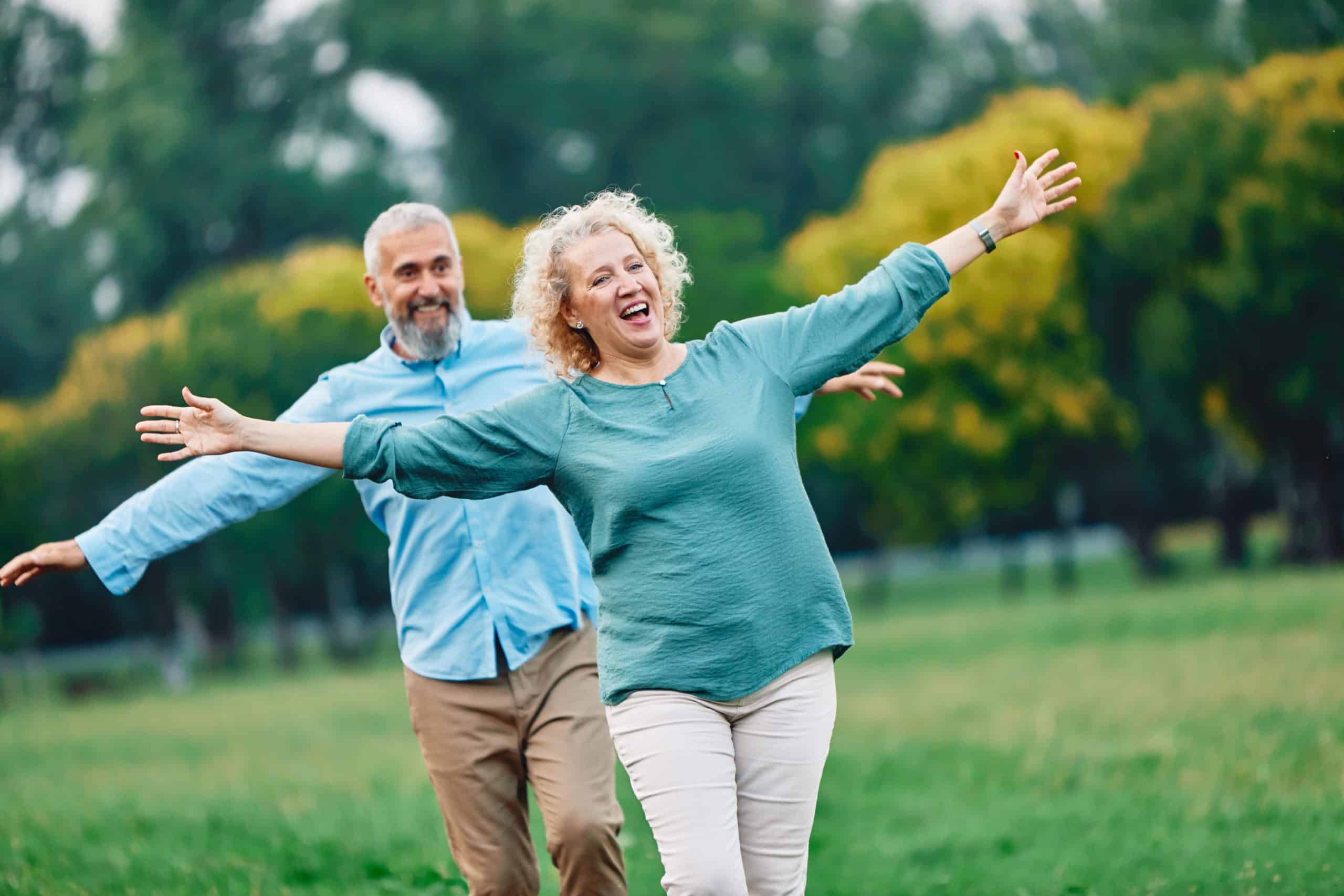 60 lat, zawsze zachowując równowagę podczas ćwiczeń